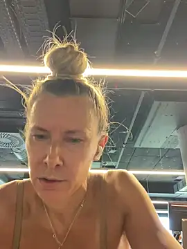 blondi2077 online show from 07/29/26, 02:05
