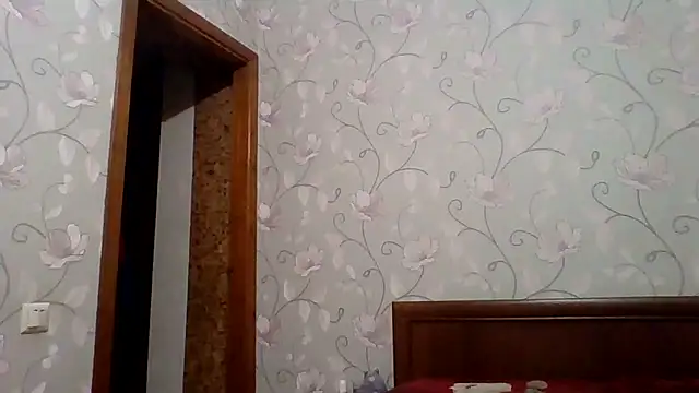 Velvet3451 online show from 04/15/26, 07:18