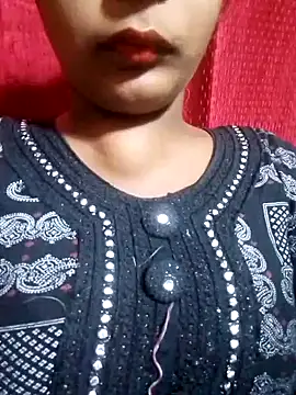 Snapshot of Babe_Doll04 chatting on 10/05/25, 07:37 Babe Doll04 online show from 10/05/25, 07:37
