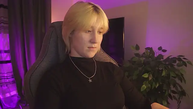 CinBellamy online show from 10/26/25, 02:45