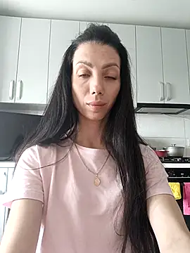 Snapshot of Princessa99885 chatting on 06/01/26, 01:00 Princessa99885 online show from 06/01/26, 01:00