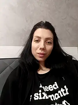 Princessa99885 online show from 11/17/25, 02:43