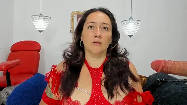 naughty milf esmeralda online show from 04/30/26, 11:20