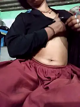 MISS LOVE 001 online show from 09/24/25, 06:25