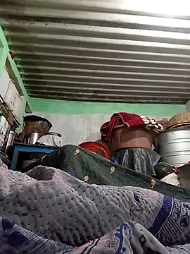 MISS LOVE 001 online show from 01/12/26, 05:53