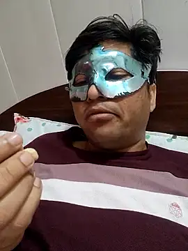 Radhika 01 online show from 01/17/26, 05:33