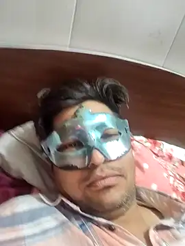 Radhika 01 online show from 01/11/26, 04:41