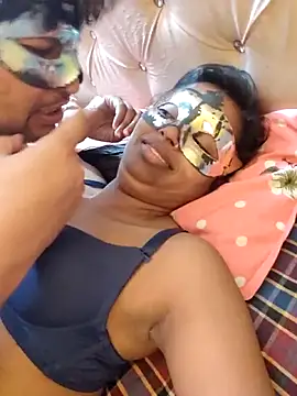 Radhika 01 online show from 03/22/26, 05:43