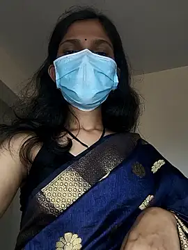 Shivani2002 online show from 06/03/26, 08:48