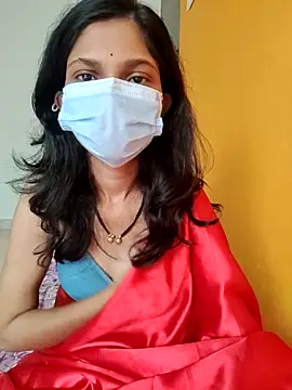 Shivani2002 online show from 11/25/25, 01:39