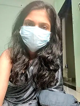 Shivani2002 online show from 02/04/26, 05:41