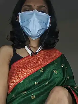 Snapshot of Shivani2002 chatting on 07/18/26, 09:18 Shivani2002 online show from 07/18/26, 09:18