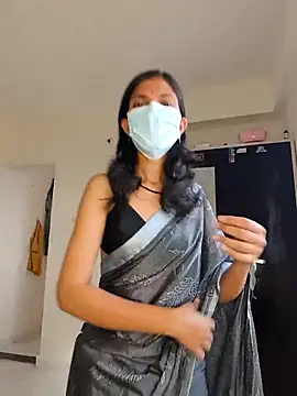 Shivani2002 online show from 05/17/26, 03:06