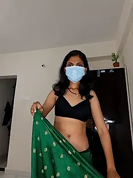 Shivani2002 online show from 05/20/26, 04:48