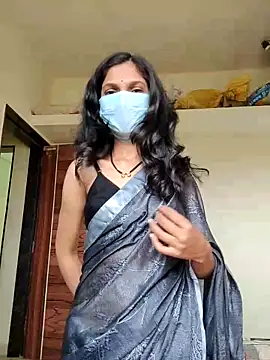 Shivani2002 online show from 02/07/26, 10:01