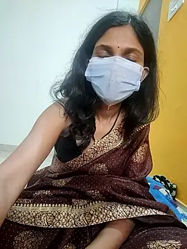 Shivani2002 online show from 12/19/25, 02:41