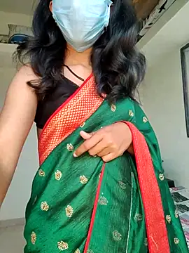 Shivani2002 online show from 02/15/26, 10:25