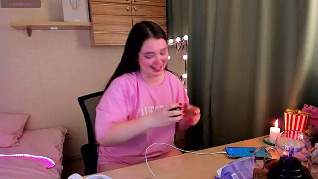 Alice next door online show from 02/08/26, 01:31