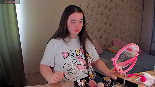 Alice next door online show from 03/11/26, 01:16