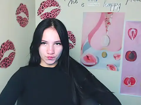 Snapshot of Em7MaA chatting on 11/20/25, 01:01 Em7MaA online show from 11/20/25, 01:01