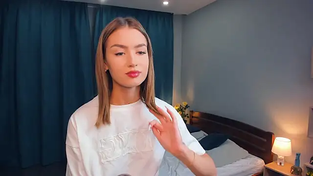 IsaVesco online show from 09/10/25, 07:57