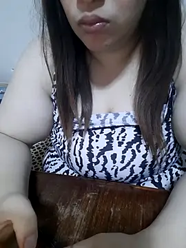 Snapshot of Madam-bezoul- chatting on 11/27/25, 08:53 Madam-bezoul- online show from 11/27/25, 08:53