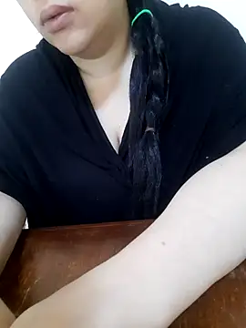 Madam-bezoul- online show from 09/11/25, 11:32