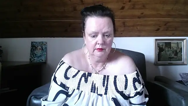 Snapshot of TiffanyMature chatting on 05/24/26, 03:12 TiffanyMature online show from 05/24/26, 03:12