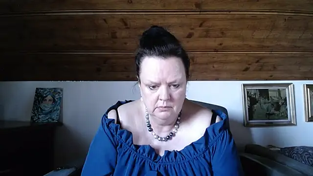 Snapshot of TiffanyMature chatting on 04/29/26, 05:30 TiffanyMature online show from 04/29/26, 05:30