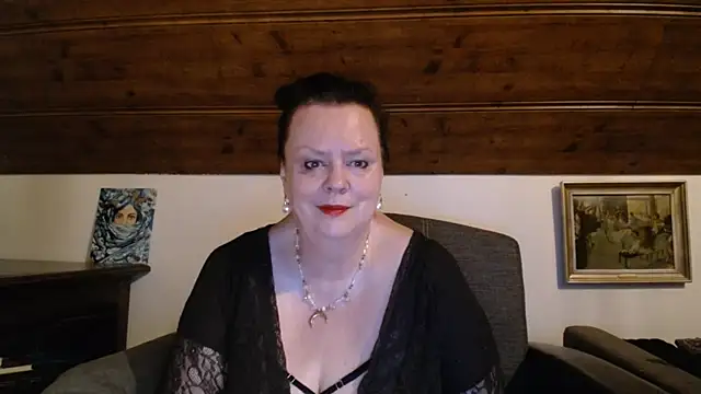 Snapshot of TiffanyMature chatting on 05/28/26, 08:26 TiffanyMature online show from 05/28/26, 08:26