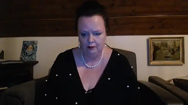 Snapshot of TiffanyMature chatting on 05/10/26, 08:11 TiffanyMature online show from 05/10/26, 08:11