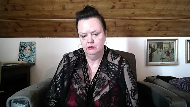 Snapshot of TiffanyMature chatting on 07/13/26, 08:24 TiffanyMature online show from 07/13/26, 08:24