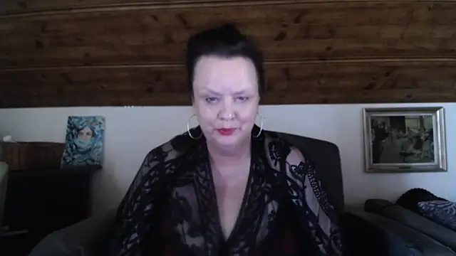 Snapshot of TiffanyMature chatting on 06/25/26, 02:11 TiffanyMature online show from 06/25/26, 02:11