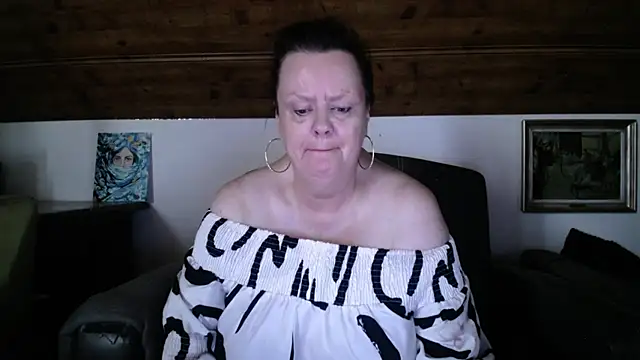 Snapshot of TiffanyMature chatting on 06/30/26, 10:26 TiffanyMature online show from 06/30/26, 10:26
