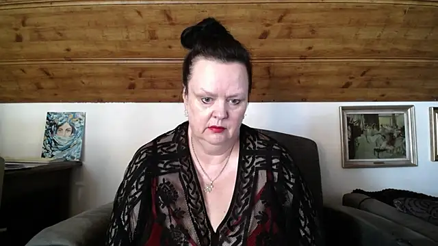 Snapshot of TiffanyMature chatting on 07/10/26, 07:08 TiffanyMature online show from 07/10/26, 07:08