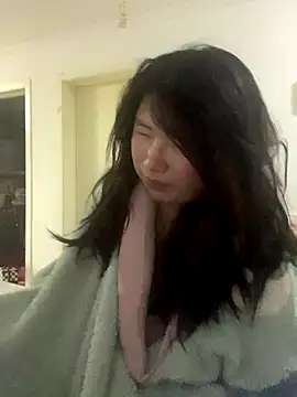 Snapshot of SSlady521 chatting on 10/20/25, 01:33 SSlady521 online show from 10/20/25, 01:33
