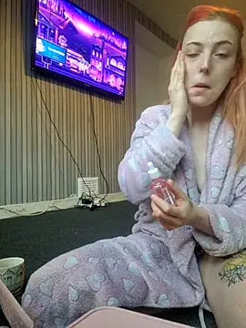 Scottishzara online show from 11/22/25, 08:24