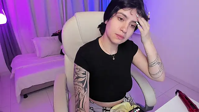 kurito  online show from 11/17/25, 03:10