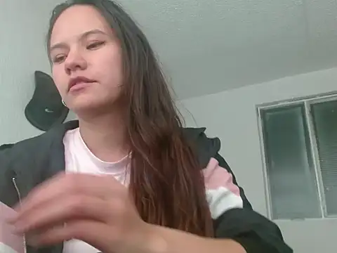 yarafuckass online show from 04/16/26, 07:25