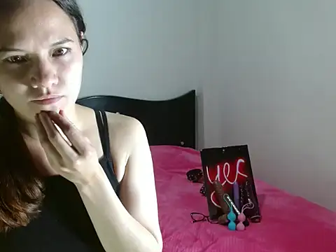 Snapshot of yarafuckass chatting on 02/03/26, 07:52 yarafuckass online show from 02/03/26, 07:52