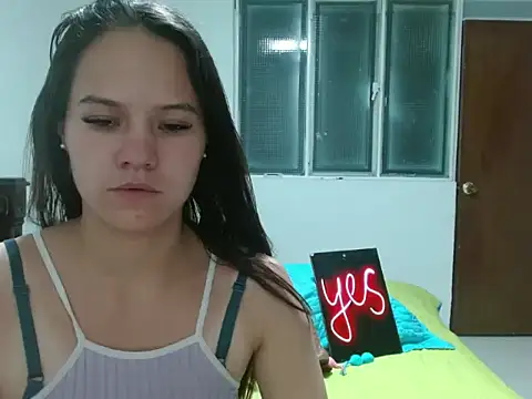 yarafuckass online show from 04/15/26, 02:50