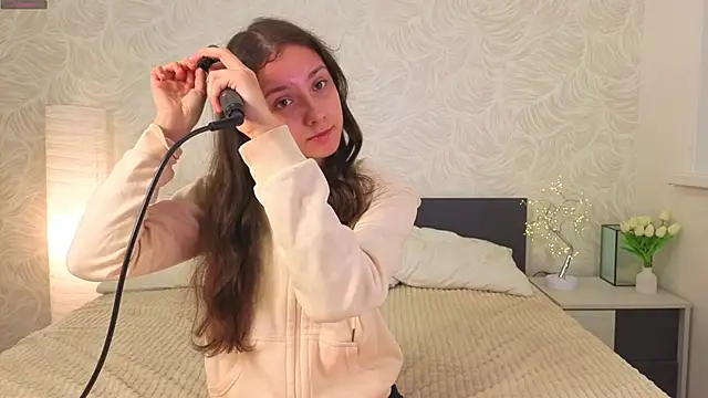 GiseleLamos online show from 10/07/25, 03:07