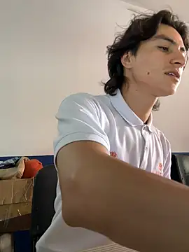 AlexanderHall online show from 11/19/25, 05:13