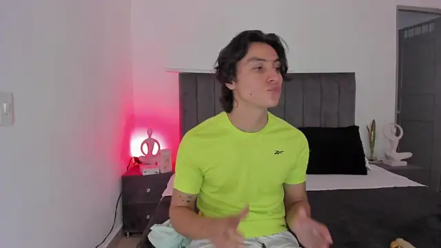 AlexanderHall online show from 09/10/25, 05:23