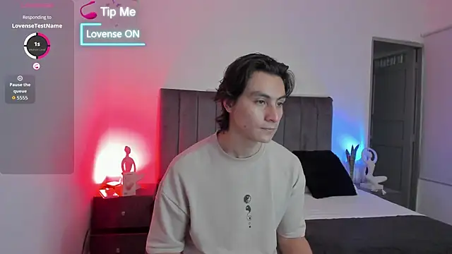 AlexanderHall online show from 09/14/25, 07:58