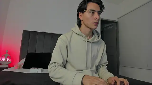 AlexanderHall online show from 09/27/25, 08:59