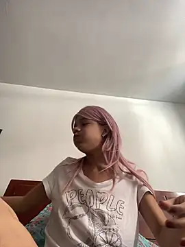 Snapshot of MorganKink chatting on 10/27/25, 03:35 MorganKink online show from 10/27/25, 03:35