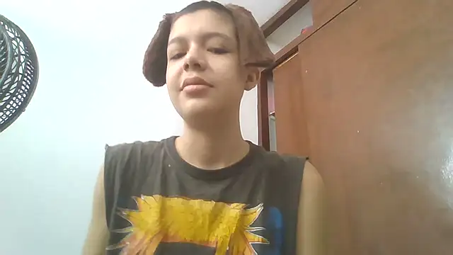 Snapshot of MorganKink chatting on 10/04/25, 03:35 MorganKink online show from 10/04/25, 03:35