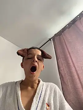 Snapshot of MorganKink chatting on 11/08/25, 07:50 MorganKink online show from 11/08/25, 07:50