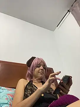 Snapshot of MorganKink chatting on 10/24/25, 04:11 MorganKink online show from 10/24/25, 04:11